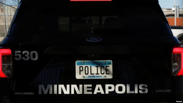 Booliska Minneapolis oo ka badbaaday afti lagu kala diri lahaa