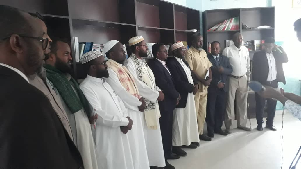 Qaar ka mida Culimada Dalka iyo Golaha Wakiillada oo wada Curinta Xeerka Ganacsiga