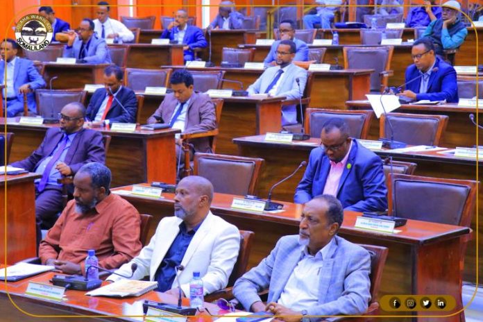 Mudanayaasha Golaha Wakiillada Somaliland oo ka Dooday Xeerka la Dagaalanka iyo ka Hortagga Tahriibka.