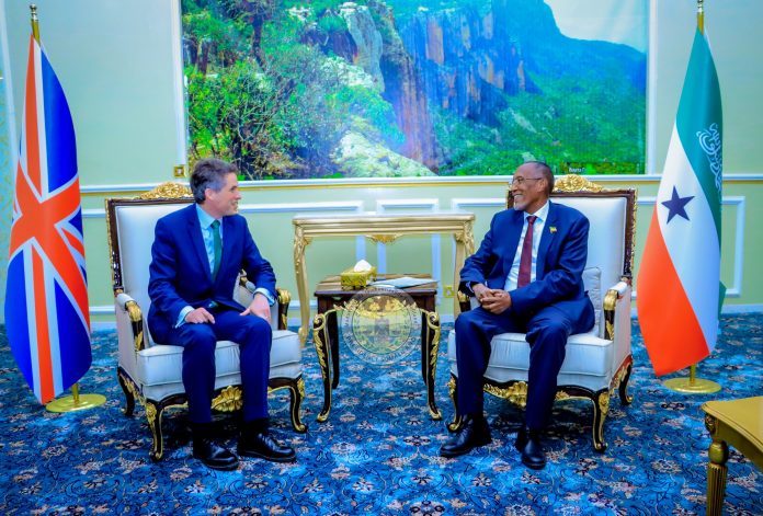 Madaxweynaha Somaliland oo Qaabiley Wefti Xildhibaanno ah oo uu Hoggaaminayo MP. Gavin Williamsom.