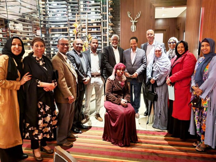 Wasiirka arrimaha Dibadda Somalilnad oo kulan la qaatay Jaaliyadda Somaliland ee Washintoon.