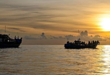 Tahriibayaasha Rohingya: Laba Doonyood oo la Waayey Xilli Baddu aad u Kacsan Tahay
